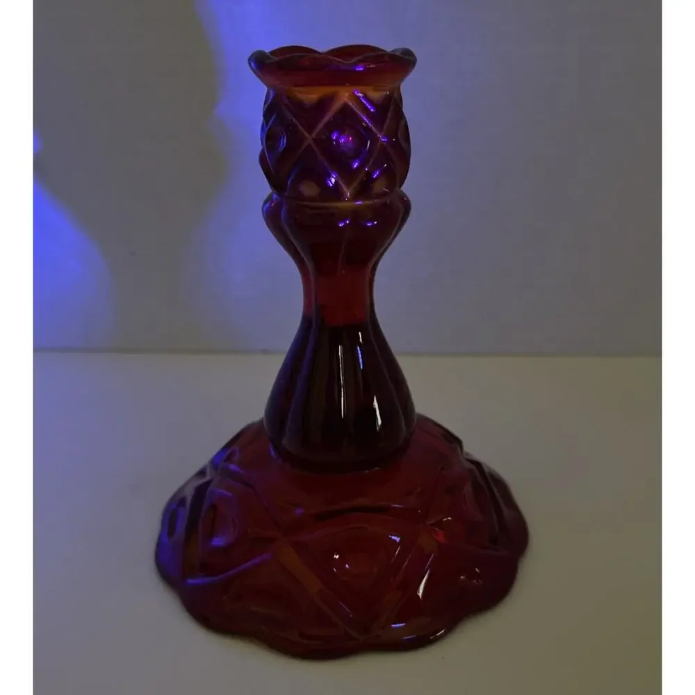 Vtg Viking Glass Ruby Red Diamond Quilted Taper 6